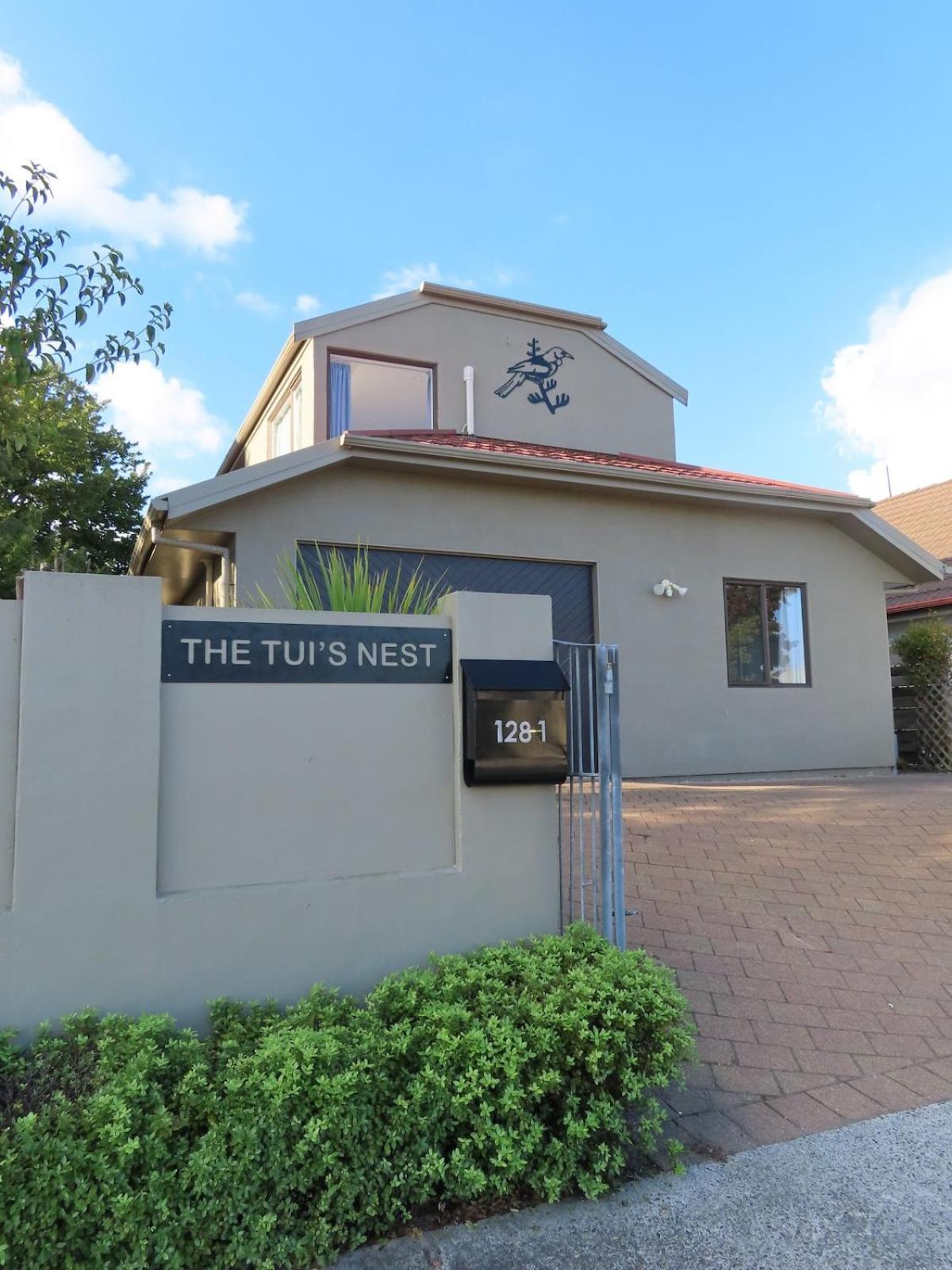 The Tuis Nest Villa Taupo Exterior photo